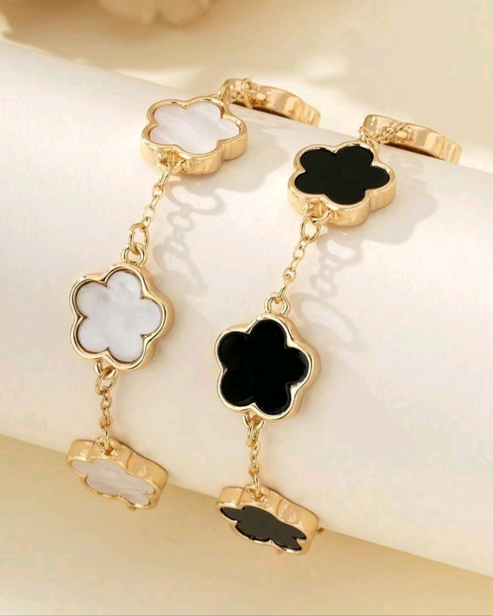 Black and white flower link bracelets