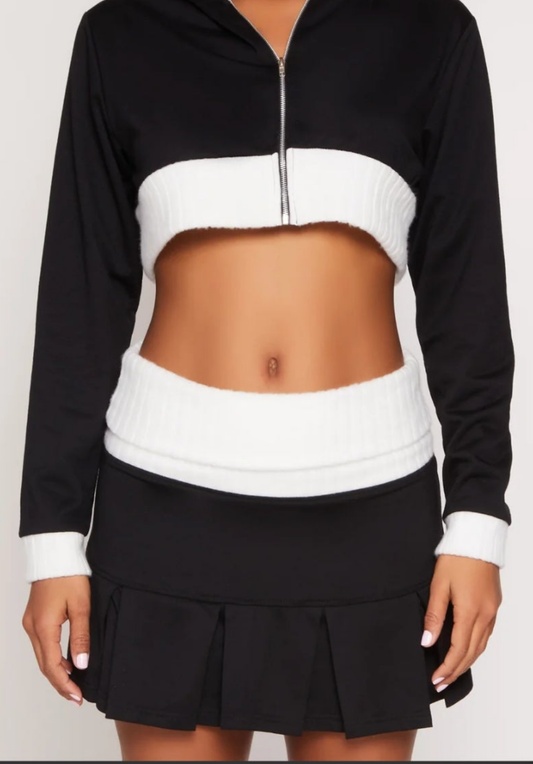 2  piece pleated black and white skirt