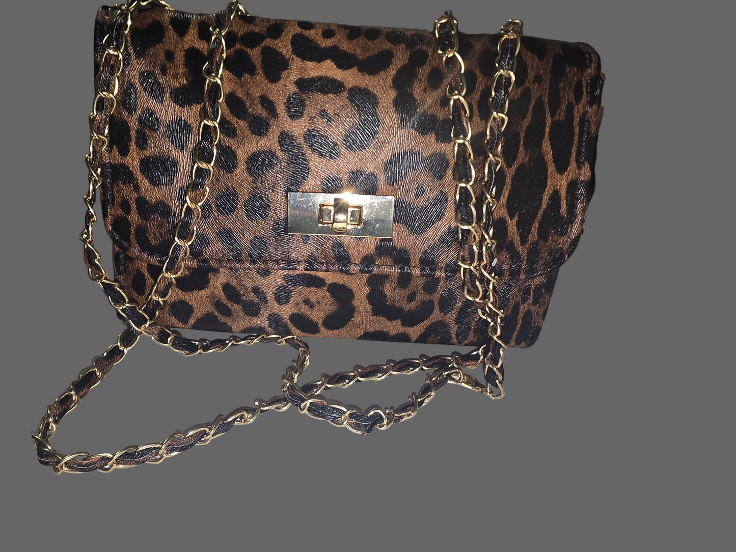 Check out these sexy cheetah and leopard purses PU.Leather purses