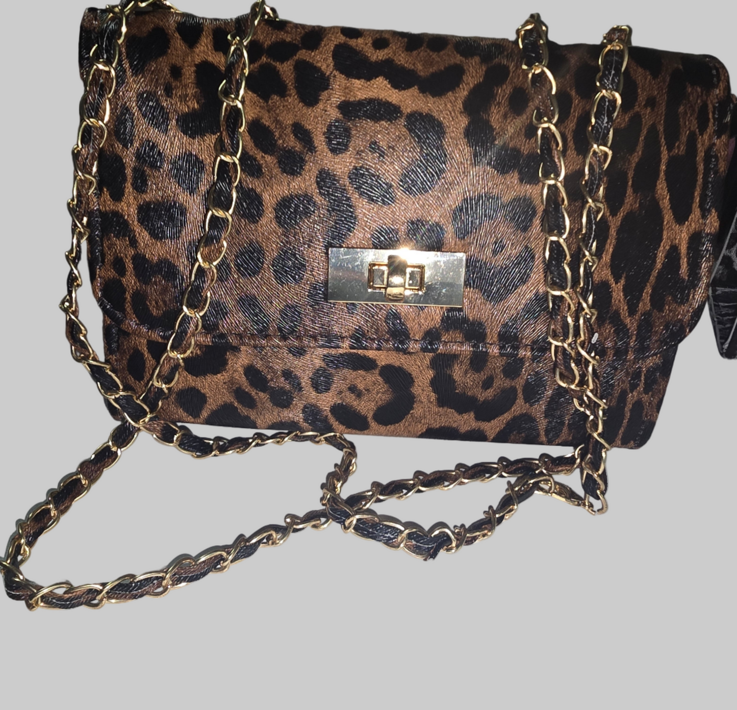 Check out these sexy cheetah and leopard purses PU.Leather purses